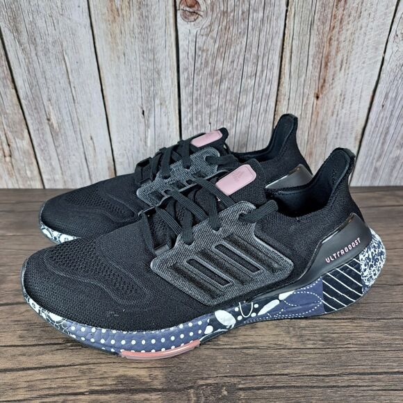 adidas Shoes - Adidas Ultraboost 22 Limited Edition Women's Sz 9 Running Shoe Black Magic Mauve